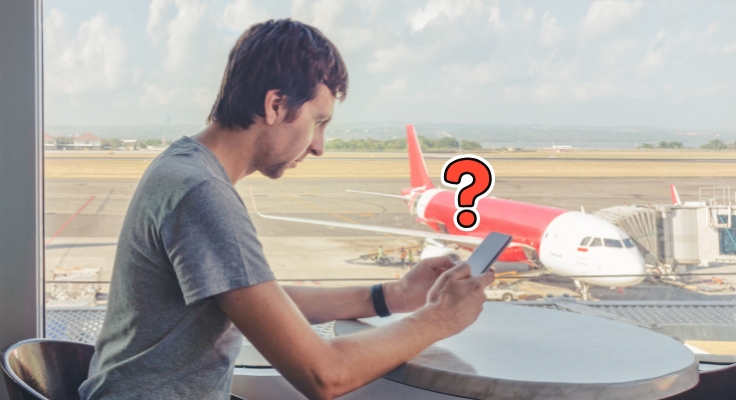How can I book a Qantas Airways flight?